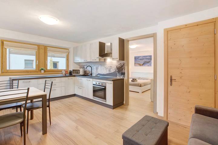 Hel lejlighed, Apartment 'Palipert Flowers House' with Mountain View, Shared Garden and Wi-Fi in Livigno, Valtellina