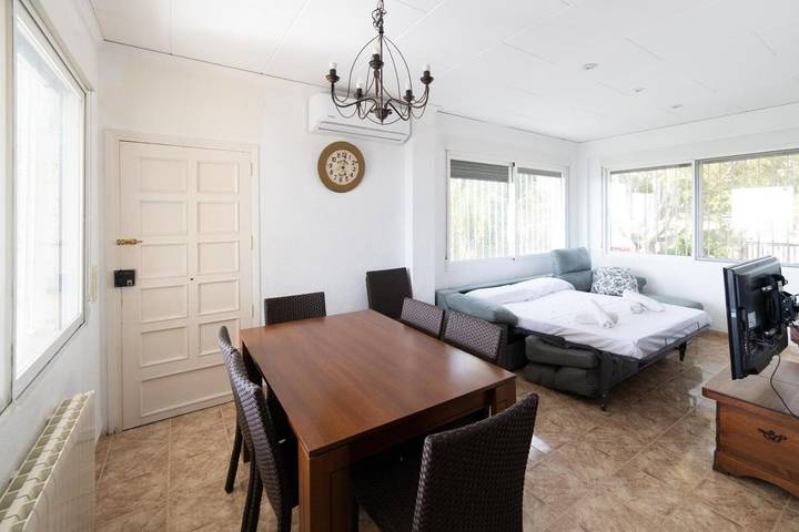 Casa rural para 9 personas, con Terraza además de Piscina y Vistas en Monserrat - 4