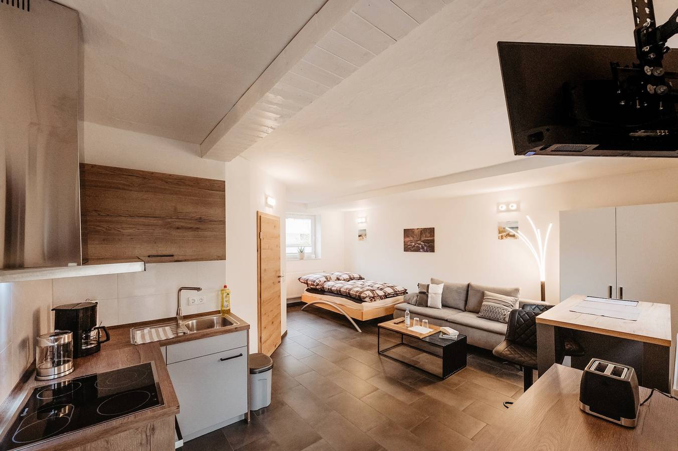 Ganze Wohnung, Fewo Hoellbach - Ferienwohnung in Wiesent, Ostbayern