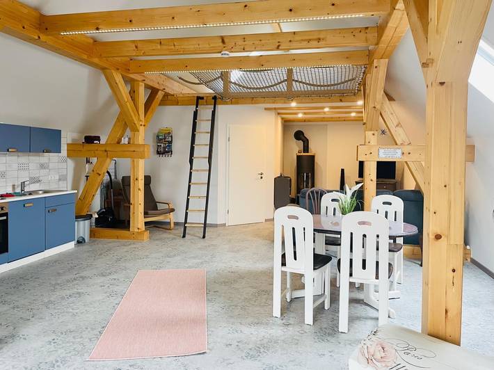 Ganze Ferienwohnung, Großzügige Ferienwohnung (70 qm) mit Süd-Balkon in Kreba-Neudorf, Oberlausitzer Heide- und Teichlandschaft
