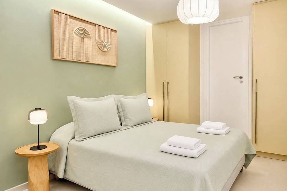 Entire apartment, Galleria Romvis – Iv in Central Section of Athens, Athens