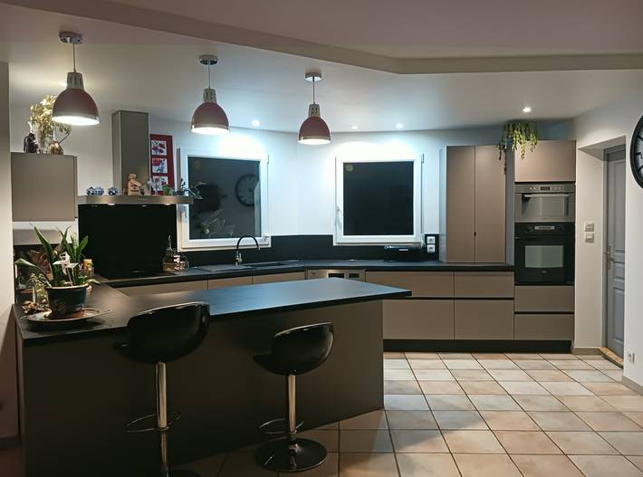 Gîte pour 8 personnes, avec jardin et balcon à Embrun - 3