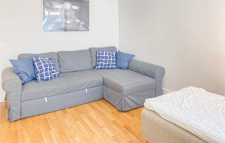Ganze Ferienwohnung, Ferienwohnung für 3 Personen mit Garten in Visby, Gotland