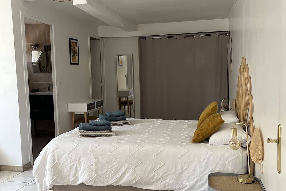 Appartement entier, Gite pour 3, idéalement situé,  à 10 mn d’Aix en Provence et 20 mn de Marseille in Cabriès, Côte méditerranéenne (France)