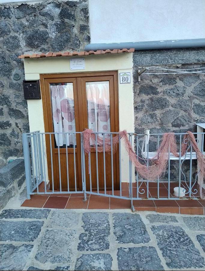 Appartamento intero, One-Bedroom Apartment in Spiaggia dei Pescatori (Ischia City), Ischia Città