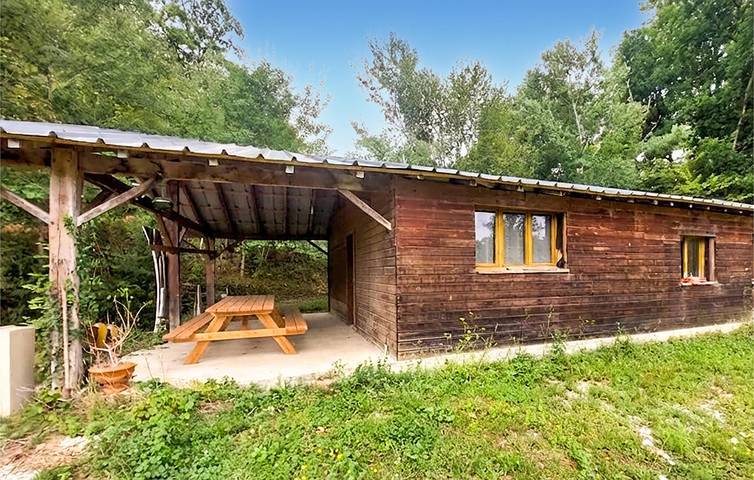 Location de vacances pour 10 personnes, avec Terrasse et Jardin à Loubejac