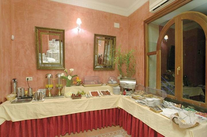 Hotel para 2 personas, con jacuzzi además de balcón y sauna en La Vera - 2