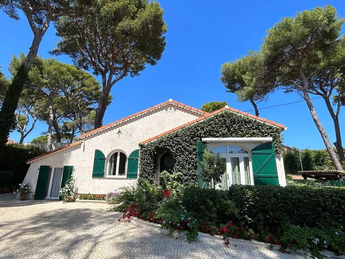 Villa pour 7 personnes, avec Jacuzzi et Jardin dans Cap d’Antibes