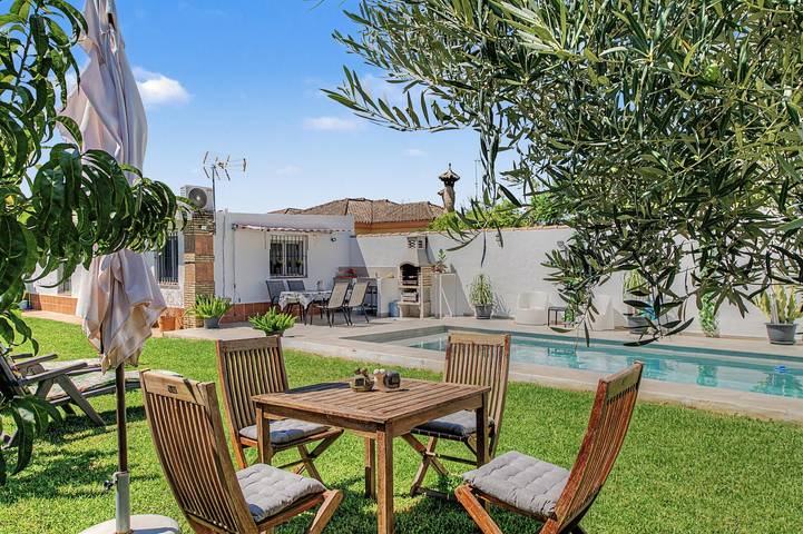 Ferienhaus 'El Olivo' mit privatem Pool, privater Terrasse und Wi-Fi in Chiclana de la Frontera, Costa de la Luz