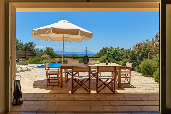 Villa für 8 Personen, mit Pool und Garten in Griechenland - 2