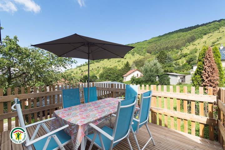 Gîte pour 4 personnes, avec Terrasse et Jardin