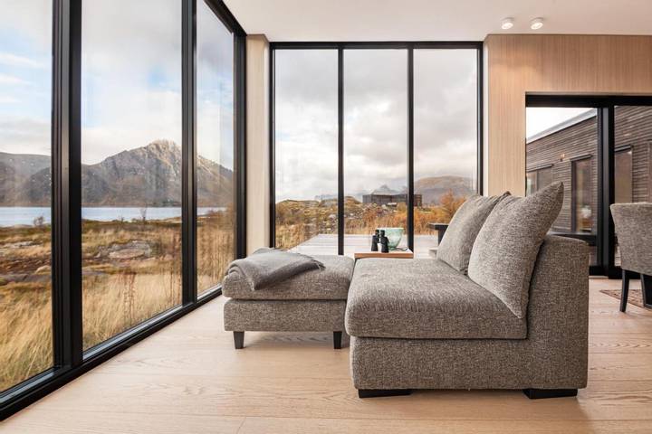 Ferienhaus für 7 Personen, mit Terrasse und Whirlpool sowie Sauna auf den Lofoten