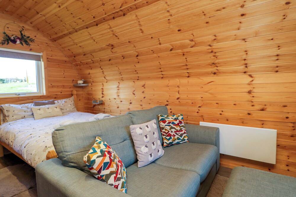 Cherry, pet friendly, character holiday cottage in Ulverston in Lake District
