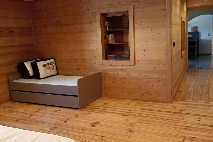 Gîte pour 10 personnes, animaux acceptés à Lullin - 2