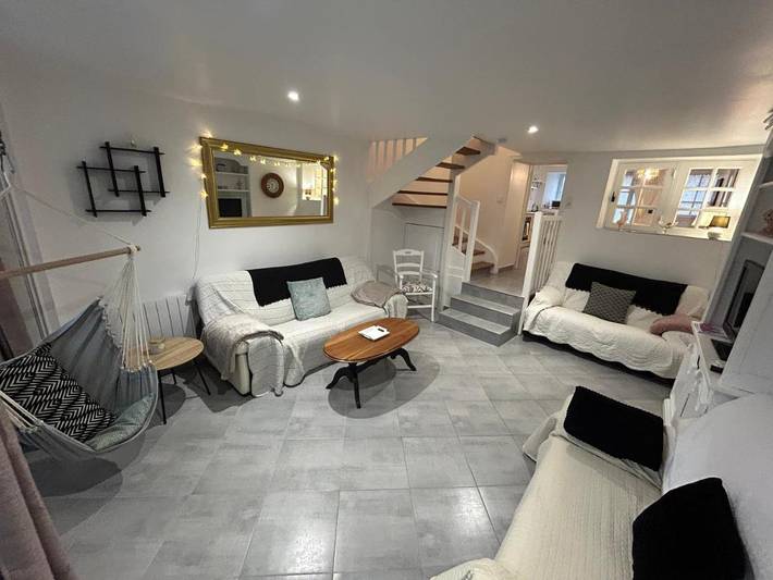 Location de vacances pour 11 personnes, avec terrasse, animaux acceptés à Saint-Hilaire-des-Loges - 3