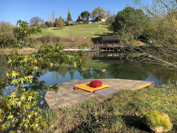 Gîte pour 2 personnes, avec vue sur le lac et jardin en Dordogne - 3