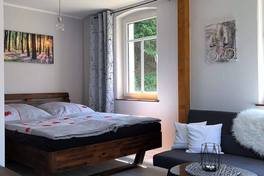 Ganze Wohnung, Neu 2018 moderne komplett sanierte Wohnung mit Ausblick in Pfaffendorf, Königstein