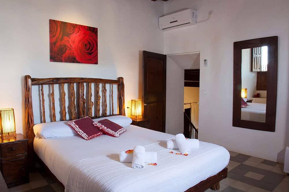 My Rental Homes - Villa Jardin large garden private pool and wifi in San José (Ibiza), Sant Josep de sa Talaia