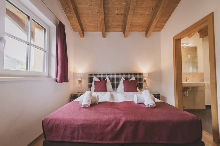 Chalet für 12 Personen, mit Sauna und Balkon sowie Garten in Leogang - 2