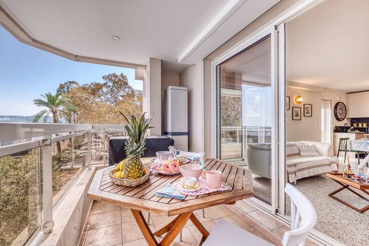 Gîte pour 4 personnes, avec vue sur l’océan et balcon dans Plage Du Borrigo Menton - 2