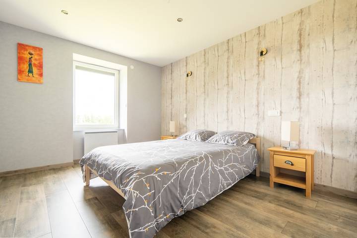 Gîte pour 10 personnes, avec jardin à Champs-sur-Tarentaine-Marchal - 3