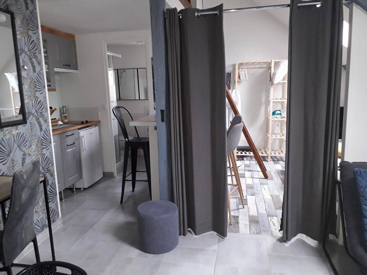 Appartement entier, One-Bedroom Apartment in Montargis, Région de Montargis
