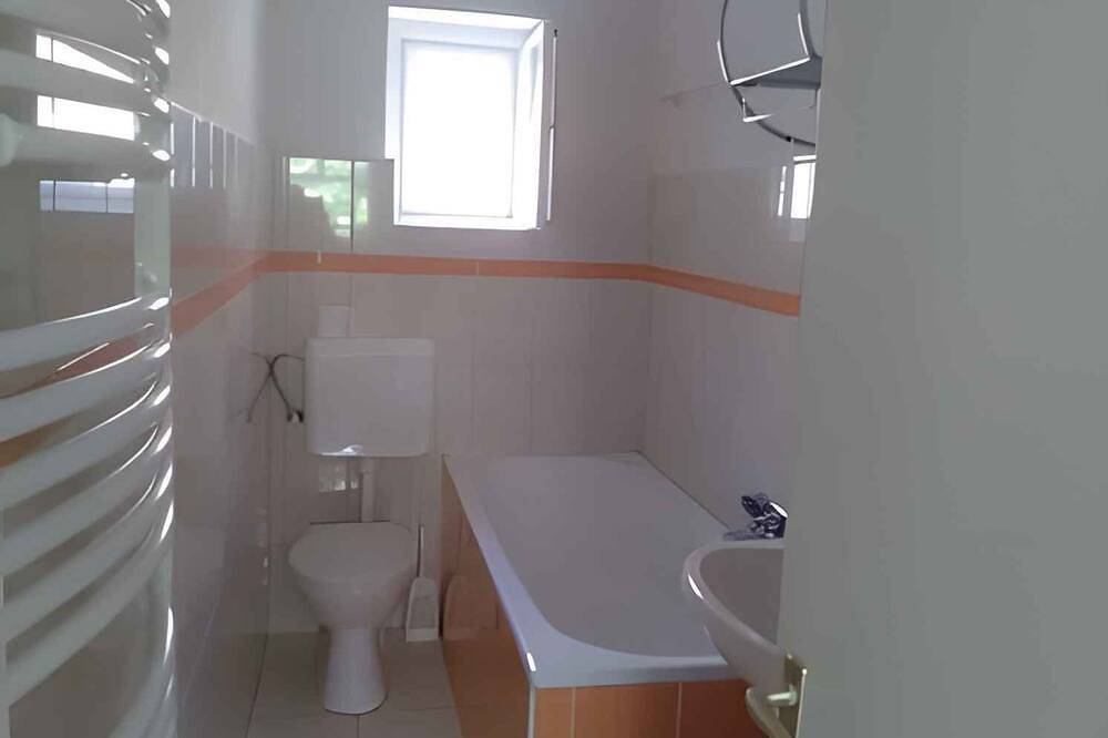 Maison de vacances avec jardin à seulement 50 mètres du centre in Tihany, Balatonfüredi járás