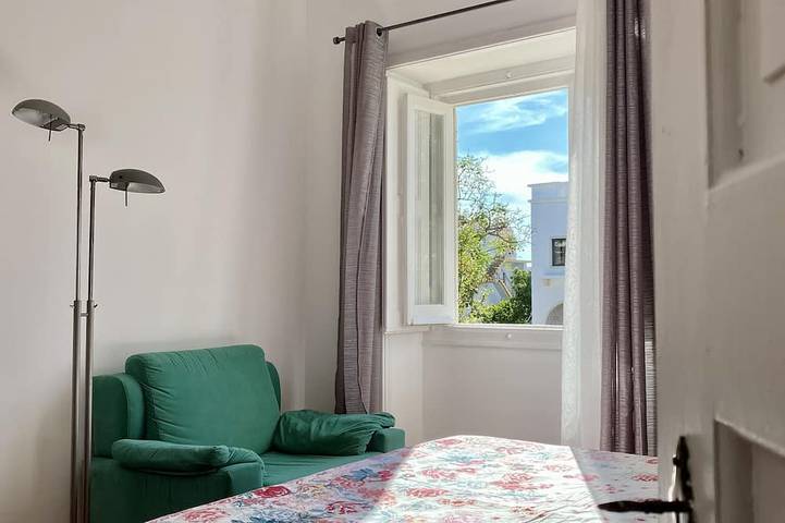 Charming Villa in the City Center w/ Outdoor Patio! Freeparking in Sé (Faro), Faro (Sé e São Pedro)