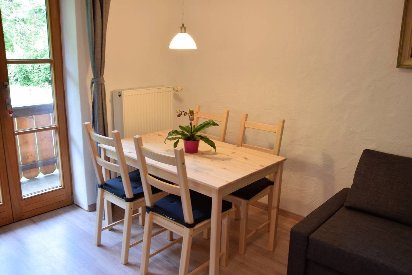 Ganze Ferienwohnung, Ferienwohnung Am Erlengrund - Ferienwohnung Nr. 5 für 1-2 Personen, ca. 36 m², Schlafzimmer, Wohnschlafraum,Terrasse in Bischofswiesen, Berchtesgadener Alpen