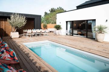Gîte pour 15 personnes, avec terrasse et piscine à Ancenis