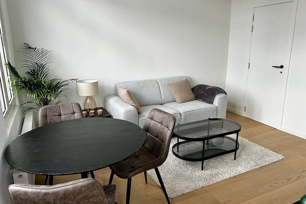 Geheel appartement, Appartement à 5 min de la Gare Centrale et du Centre Ville! in Antwerpen, Antwerpen en omgeving