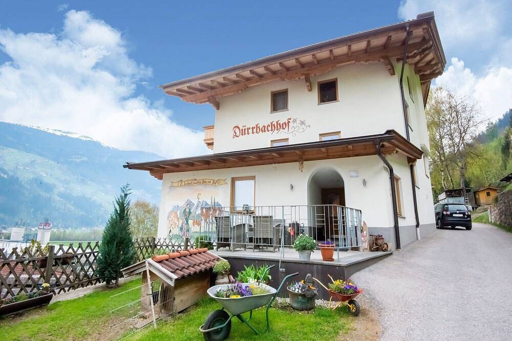 Entire apartment, Apartment Kaltenbach near Ski Paradise in Kaltenbach, Ski-Optimal Hochzillertal