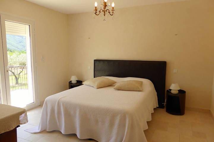Luxury villa in Vallon Pont d'Arc with private swimming pool in Vallon-Pont-d'Arc, Ardèche