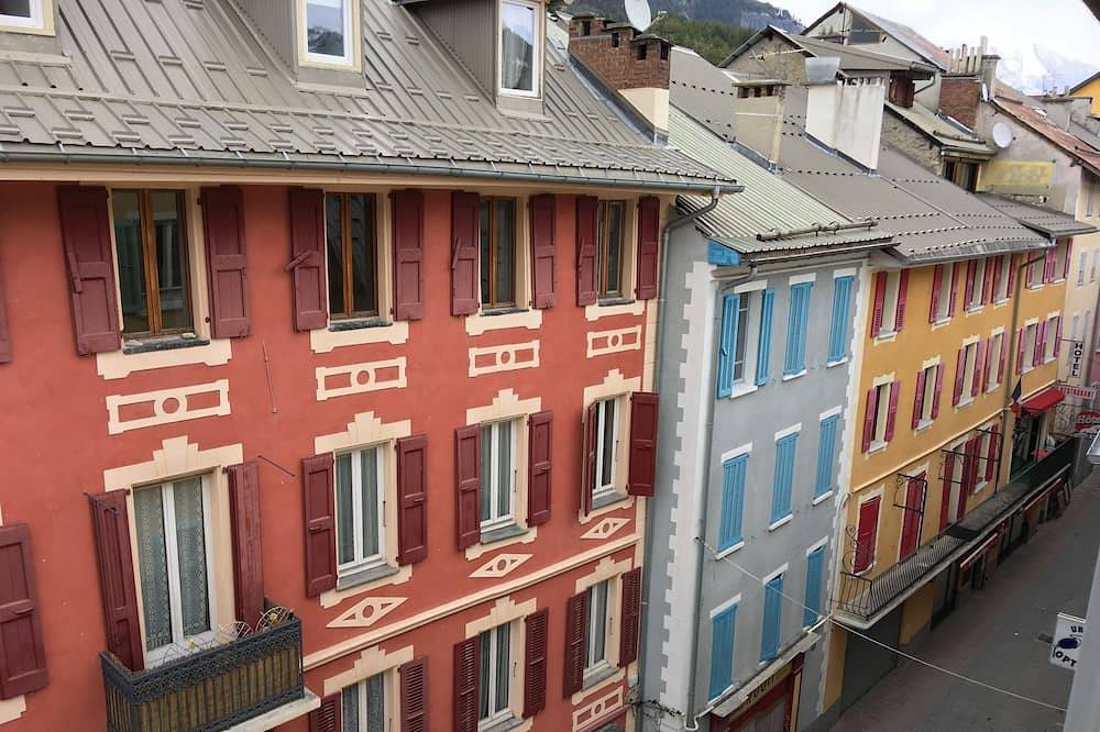 Ganze Wohnung, Helle Kreuzungswohnung in der Fußgängerzone für 6 Personen in Barcelonnette, Espace Lumière