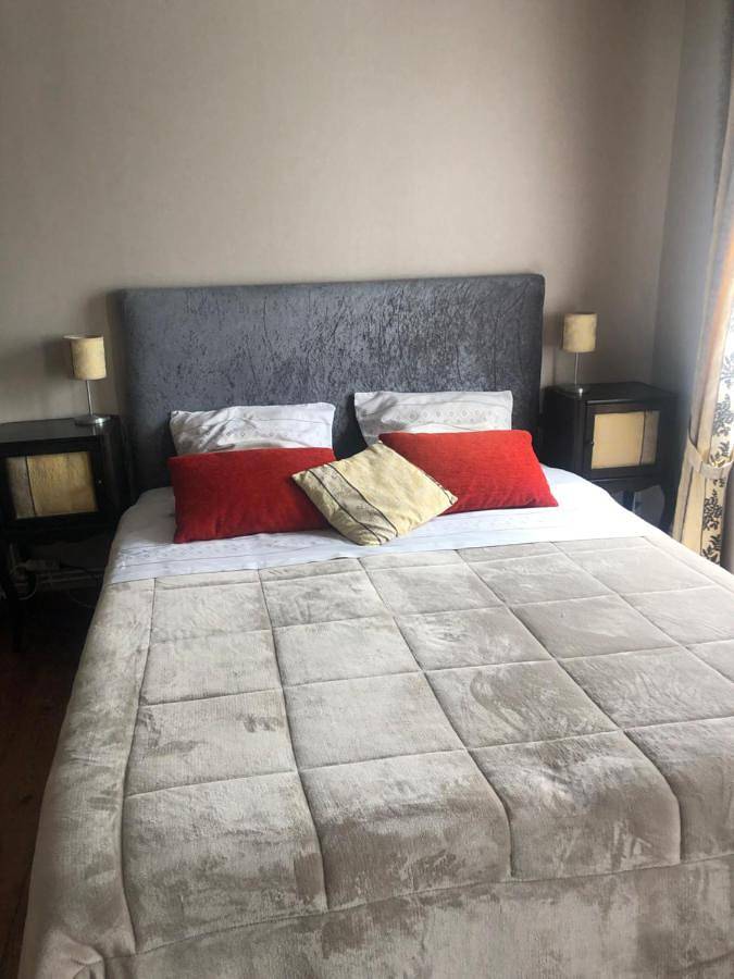 Chambre d’hôte pour 5 personnes, avec vue et jardin, animaux acceptés à Les Loges - 4