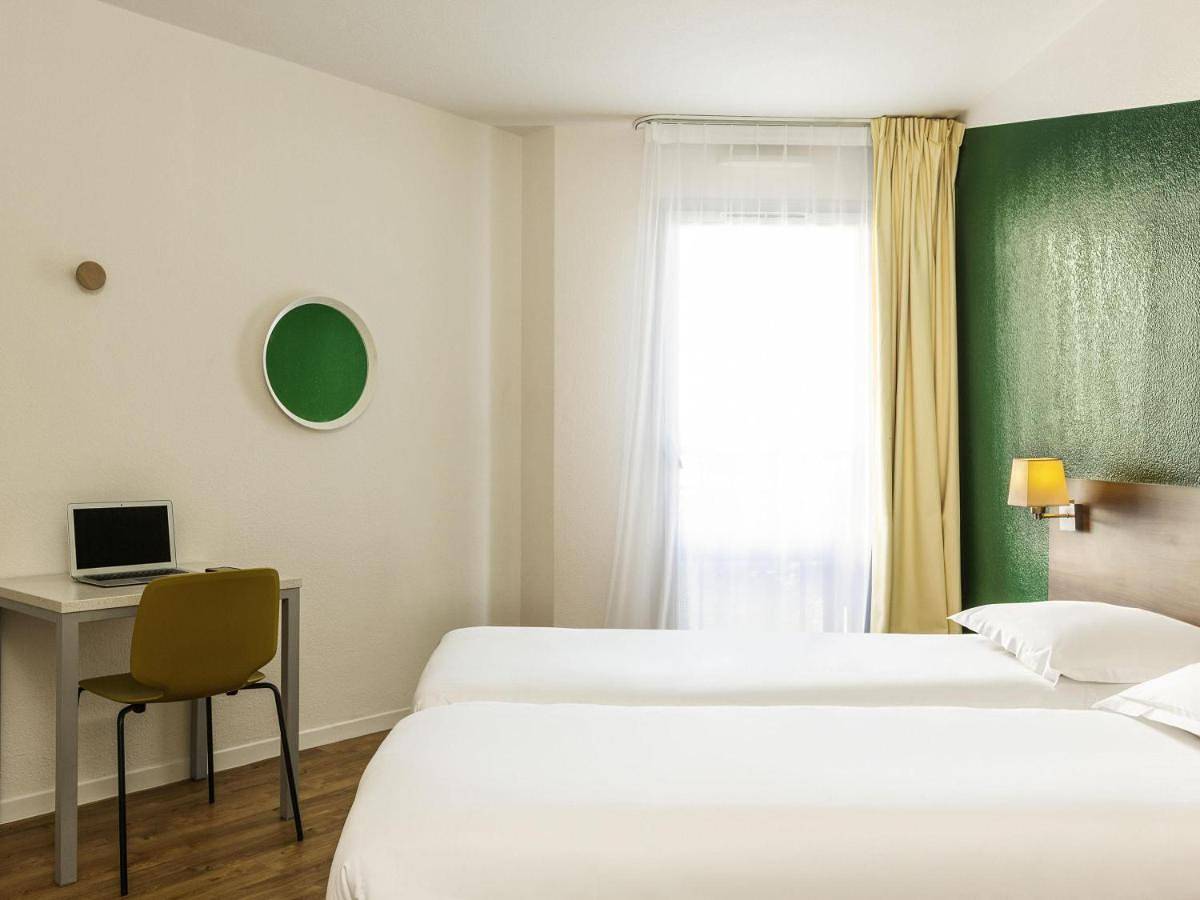 Aparthotel Adagio Access Carrières Sous Poissy in Carrières-sous-Poissy, Yvelines