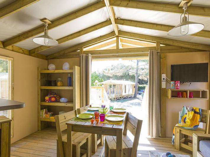 Camping pour 7 personnes, avec bassin pour enfant dans Lozère - 4