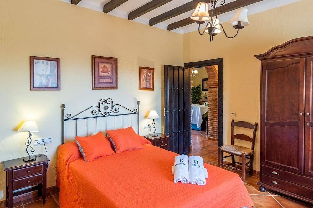 Casa Rural Castillo Málaga in Málaga (Este), Malaga