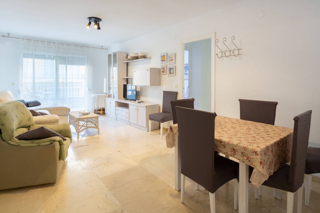 Entire apartment, Apartment "Nav 4C 4pc" with Sea View & Terrace in Torrevieja Centre, Torrevieja