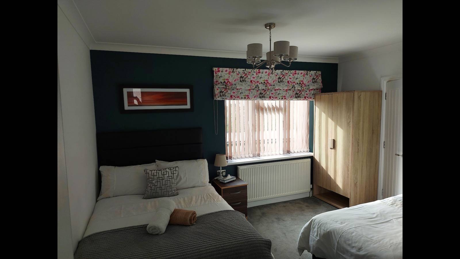 Camera familiare con bagno privato in Harrow, Londra