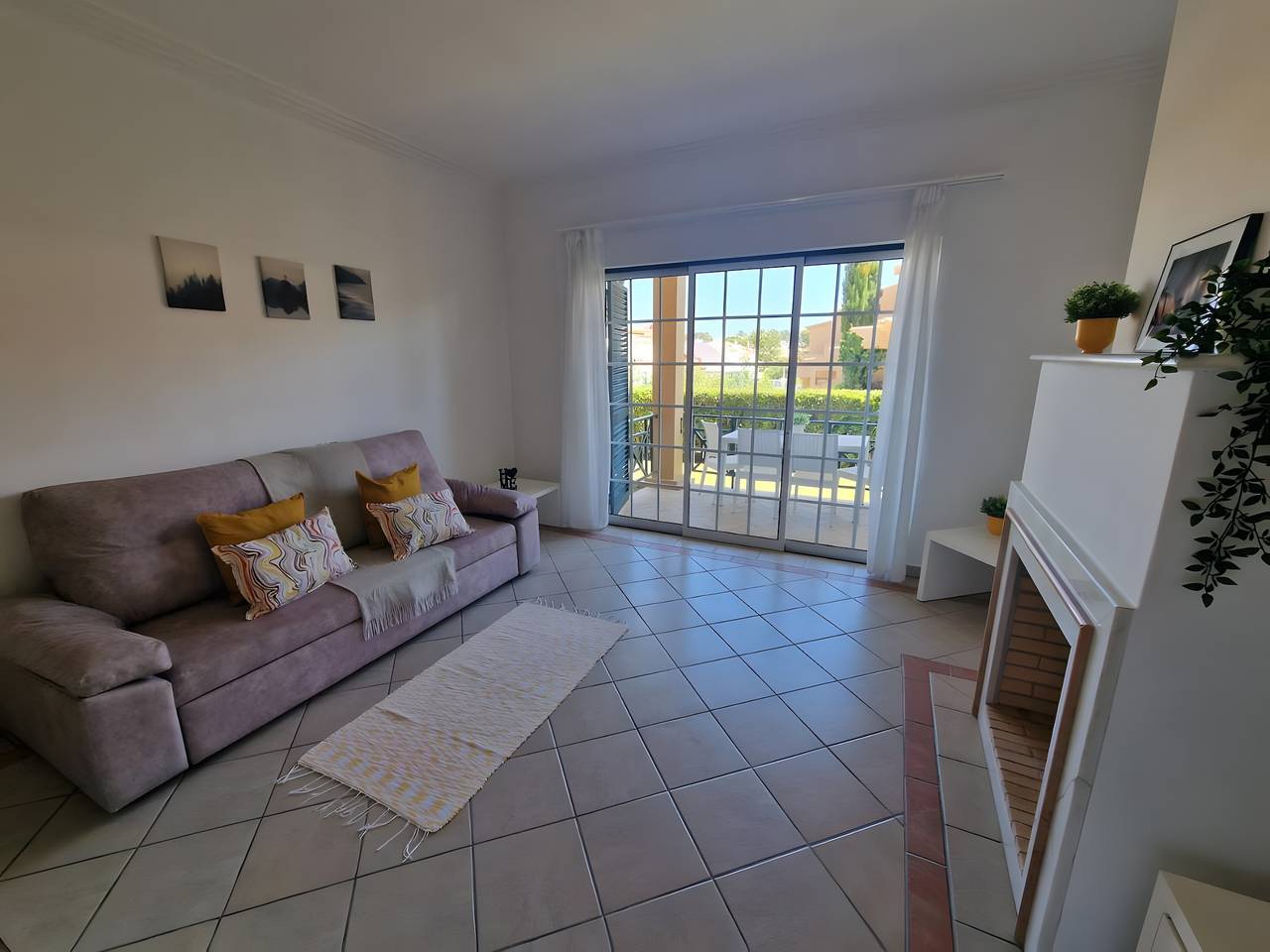 Vakantiehuis 'Charming Albufeira' met Gedeeld Zwembad, Wifi en Airconditioning in Albufeira, Faro District