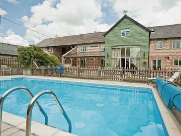 Log Cabin for 8 People in Dorset, South West England, Photo 1