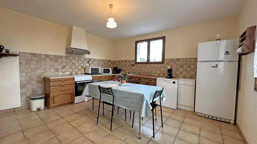 Location de vacances pour 5 personnes, avec jardin dans Saint-Denis-des-Murs - 3