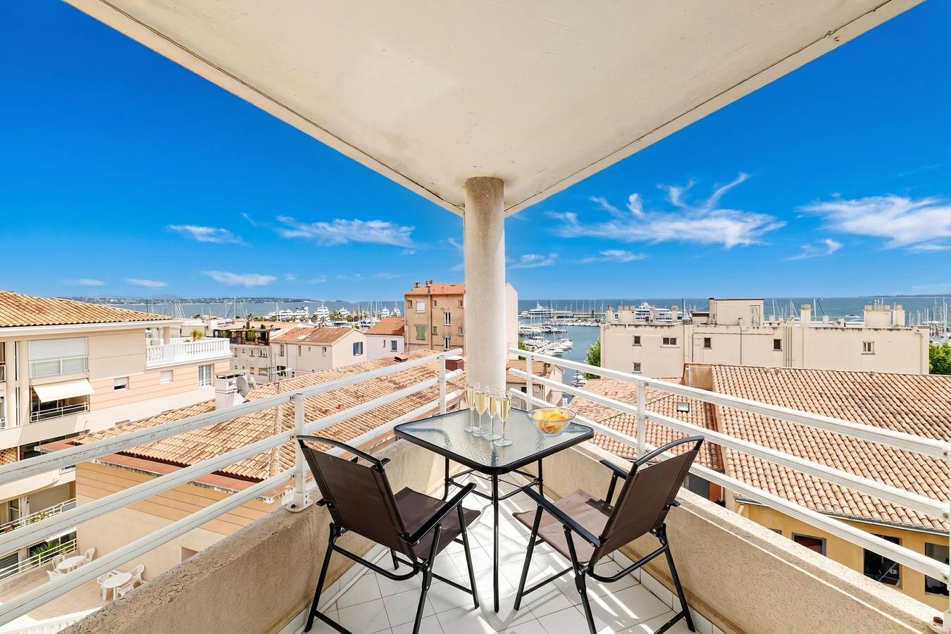 Apartamento entero, Sunny Port Apartment with sea view in Golfe-Juan, Vallauris