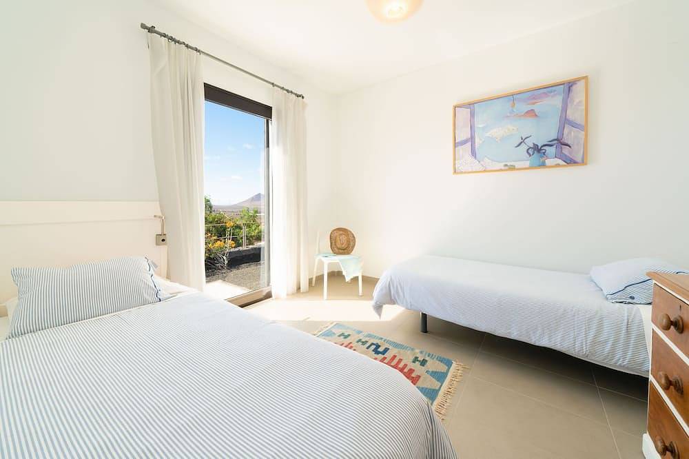 Une offre spéciale Villa avec piscine de 150m2. in Nazaret, Teguise