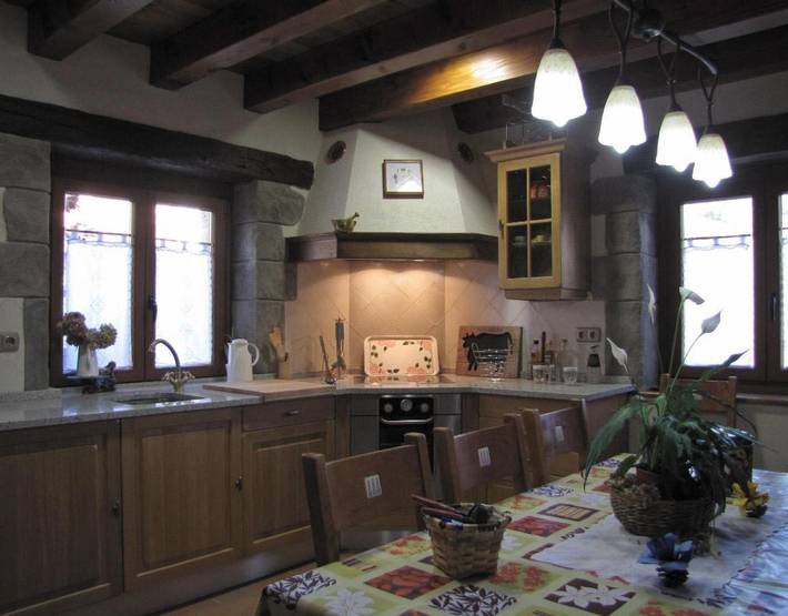 Chalet para 12 personas, con jardín, Se admiten mascotas en Navarra - 4