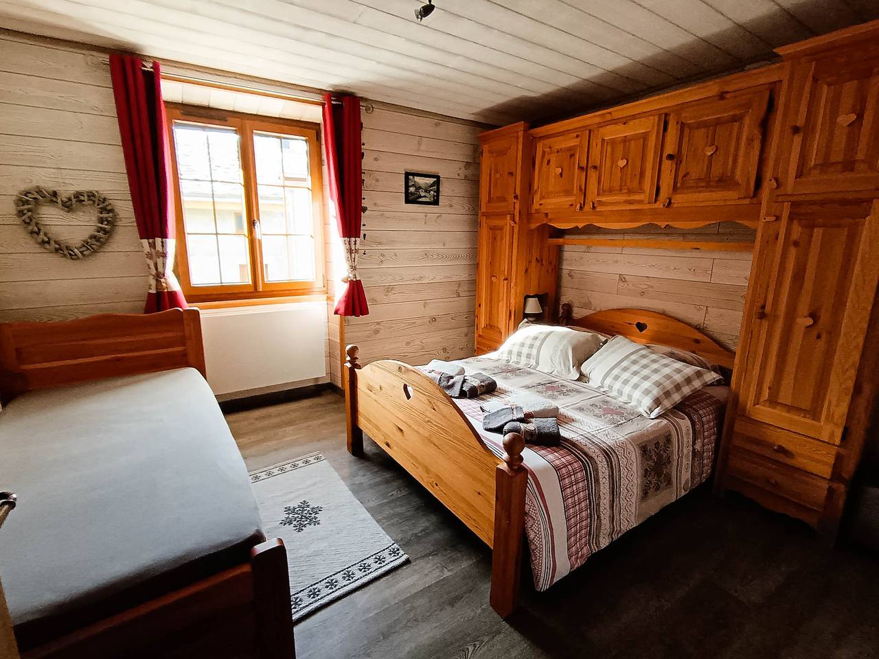 Geheel appartement, Appartement 'Gîte Val-cenis
La Gelinotte Gezellig' met Wi-Fi in Termignon, Saint-Jean-de-Maurienne regio