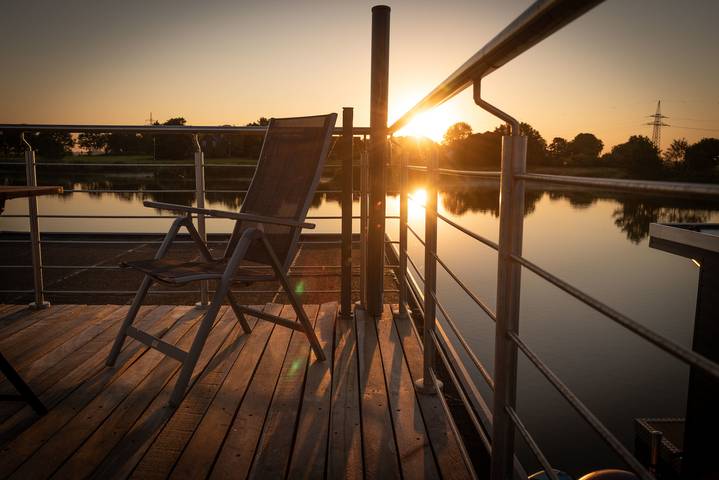 Ferienwohnung für 4 Personen, mit Balkon und Terrasse sowie Sauna und Seeblick in Hohenkirchen (Wangerland) - 2