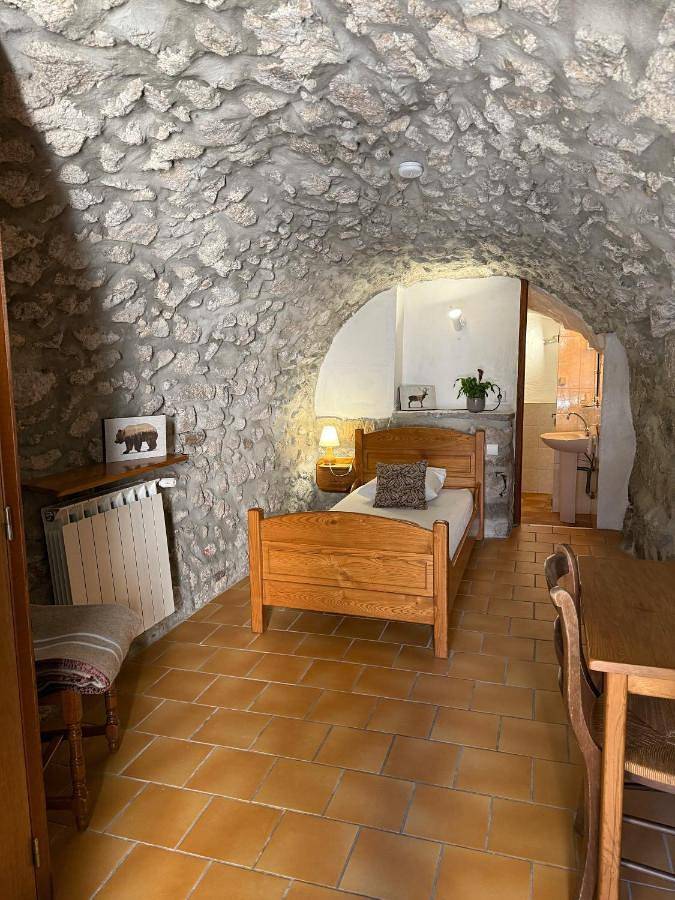 Gîte pour 10 personnes, avec jardin et vue à Bréau-et-Salagosse - 4