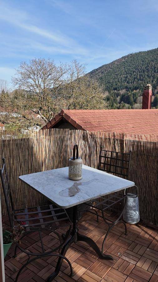 Gîte pour 4 personnes, avec vue et jardin à Jougne - 4